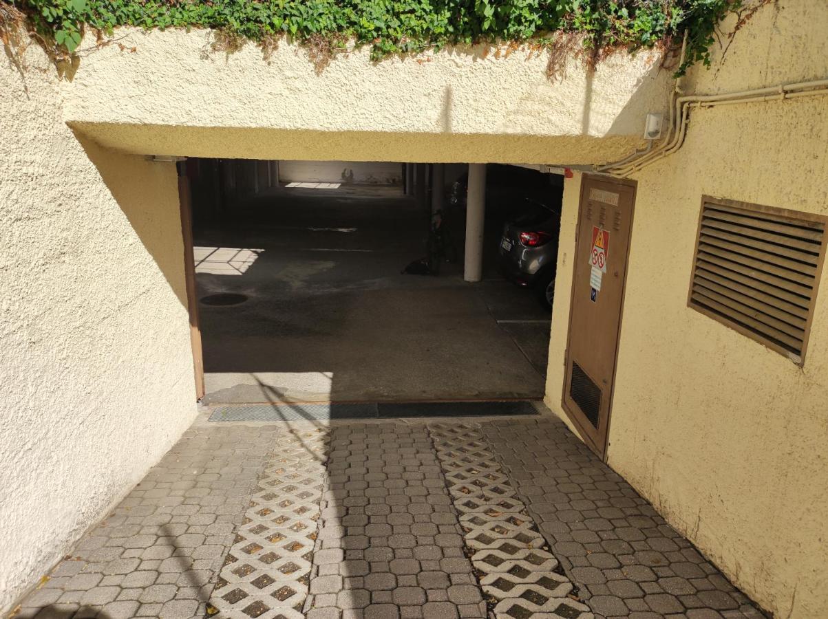 Corn Under: Eigentumswohnung Mit Aussenpool Merano Exterior photo
